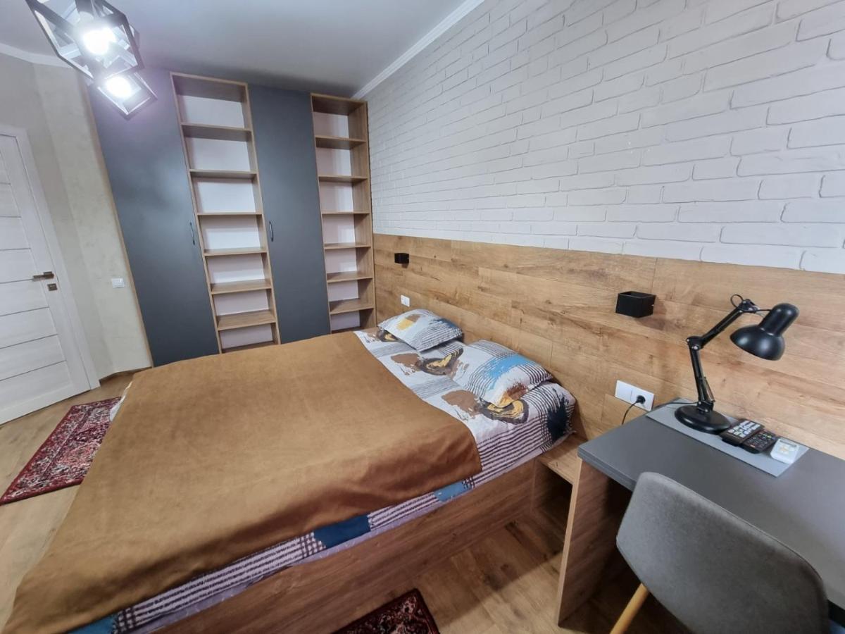 Aparthotel City Center キシナウ エクステリア 写真