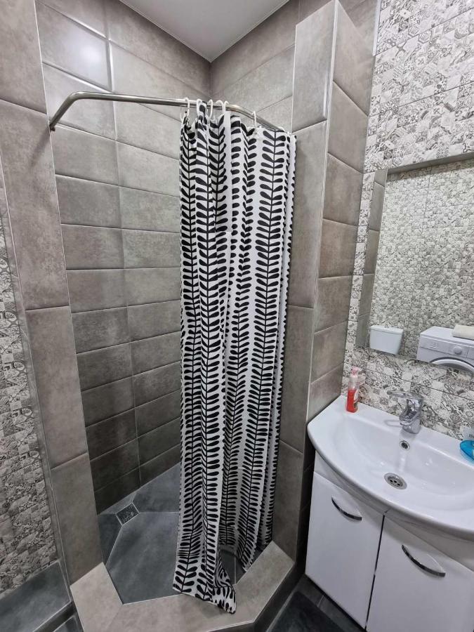 Aparthotel City Center キシナウ エクステリア 写真