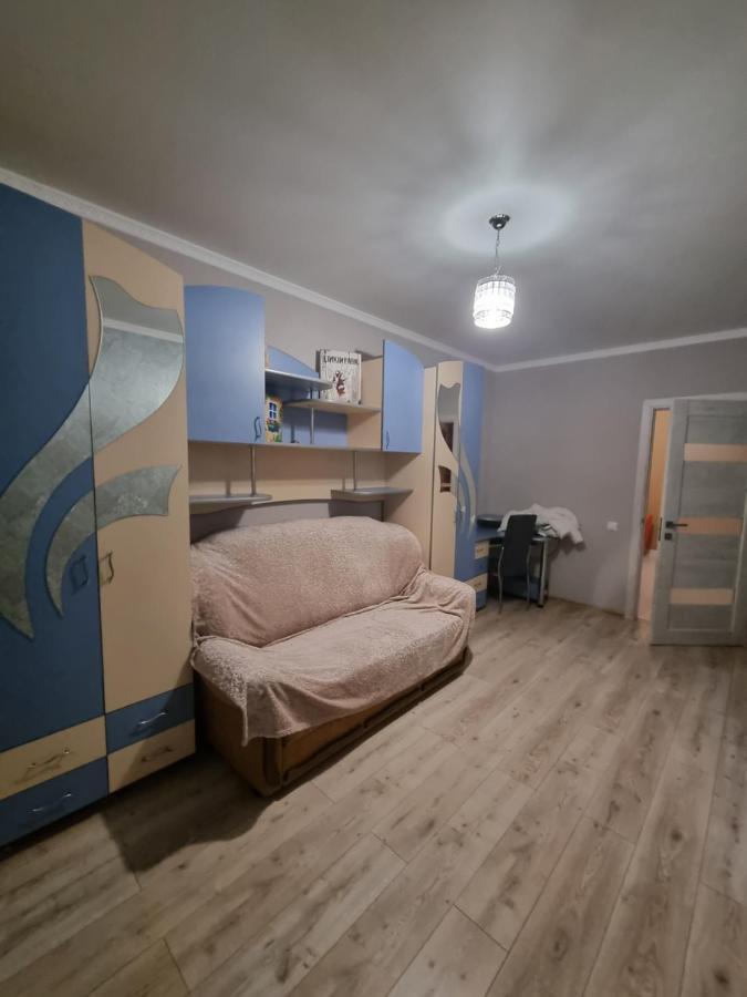 Aparthotel City Center キシナウ エクステリア 写真