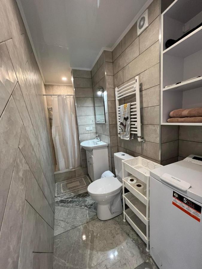 Aparthotel City Center キシナウ エクステリア 写真