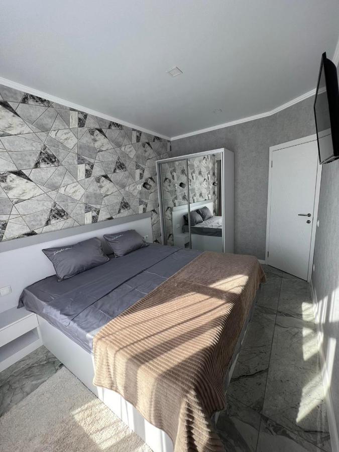 Aparthotel City Center キシナウ エクステリア 写真